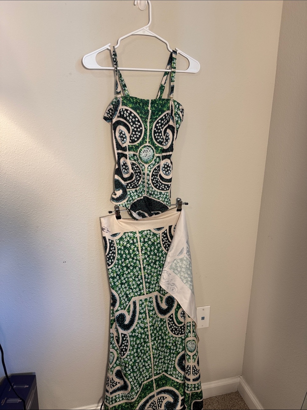 Flaxmaker green white one piece with sarong size medium